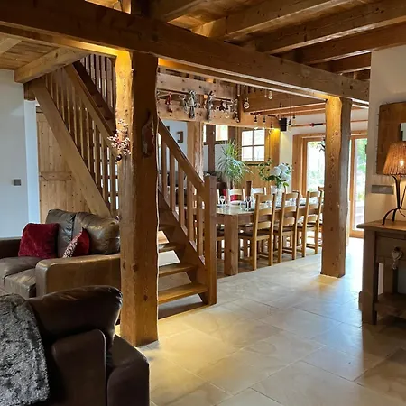 Chalet Le Pery شاليه Châtillon-sur-Cluses